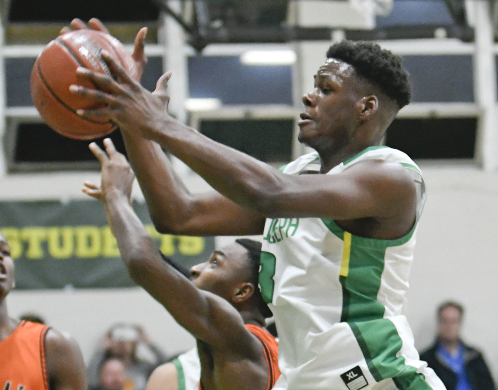 022020 Fresno C vs SJ basketball 12.jpg